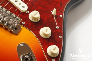 g7-ST/R - 3 Tone Sunburst